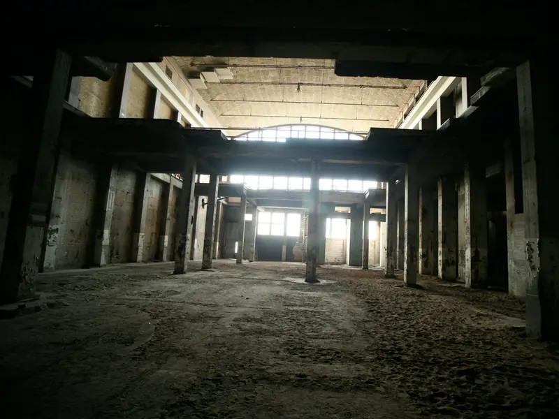 Studio and workshop, Mississauga — Before